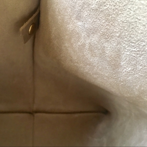 New!! Crocodile Tote and Cutch Combo in Taupe - Picture 8 of 8